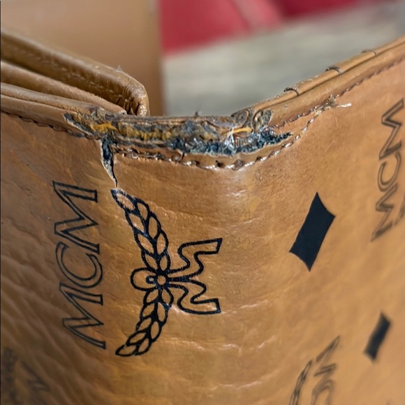 MCM Tri-Fold Wallet - Picture 8 of 8